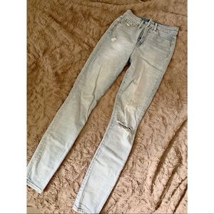 GAP Sky High Destructed True Skinny Ankle Jeans, worn once,like NEW,Size 25/0 TT